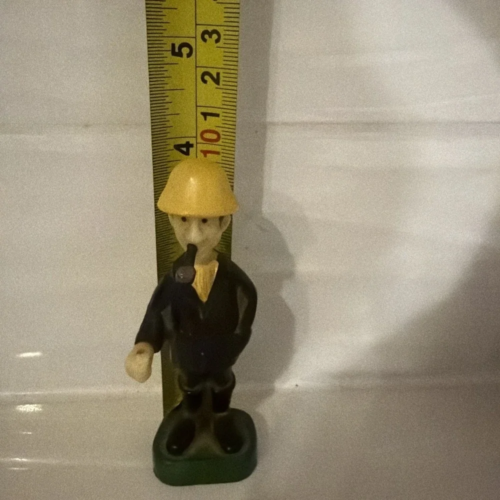 Vintage 1971 Wilton Chicago Fisherman